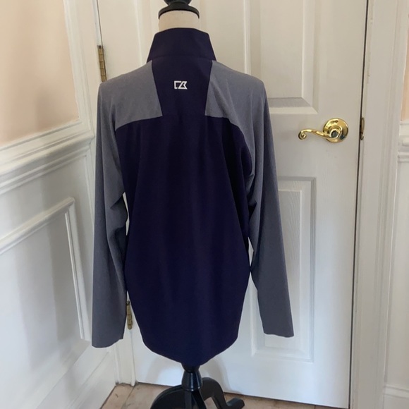 Cutter & Buck 1/2 zip pull over - Picture 4 of 11